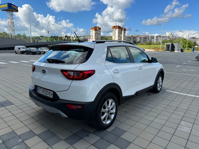 Kia Stonic 1.4i, снимка 5 - Автомобили и джипове - 50539747