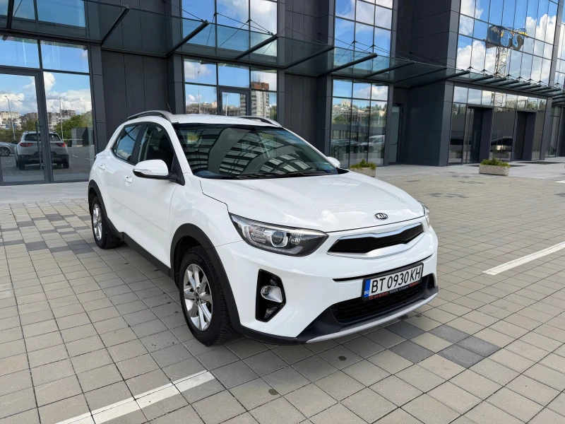 Kia Stonic 1.4i, снимка 3 - Автомобили и джипове - 50539747