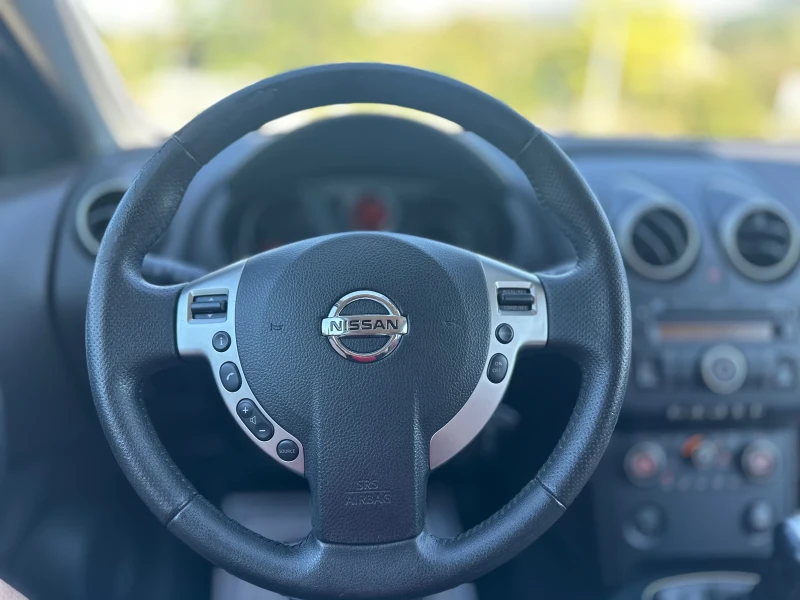 Nissan Qashqai 1.6 i 2008 г  148 хил км!!!!, снимка 10 - Автомобили и джипове - 51734309