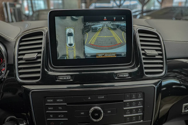 Mercedes-Benz GLE 450 AMG Coupe/4Matic/Exclusive/Harman Kardon/Distronic/Кам, снимка 12 - Автомобили и джипове - 52485245