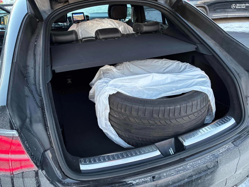 Mercedes-Benz GLE 63 S AMG * CARFAX * БЕЗ ПЪРВОНАЧАЛНА ВНОСКА, снимка 13 - Автомобили и джипове - 52691493