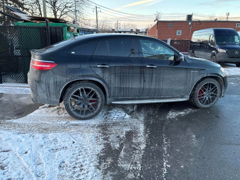 Mercedes-Benz GLE 63 S AMG * CARFAX * БЕЗ ПЪРВОНАЧАЛНА ВНОСКА, снимка 3 - Автомобили и джипове - 52691493