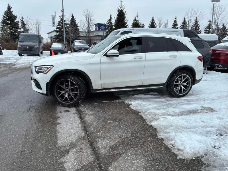 Mercedes-Benz GLC * 300 * CARFAX * БЕЗ ПЪРВОНАЧАЛНА ВНОСКА, снимка 2 - Автомобили и джипове - 52825189