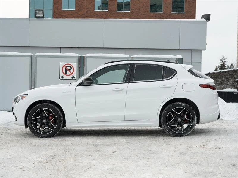 Alfa Romeo Stelvio * АвтоКредит * (ЦЕНА ДО БГ), снимка 4 - Автомобили и джипове - 53964316