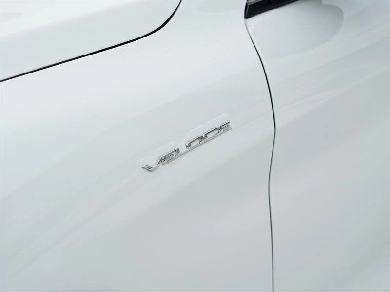 Alfa Romeo Stelvio * АвтоКредит * (ЦЕНА ДО БГ), снимка 13 - Автомобили и джипове - 53964316