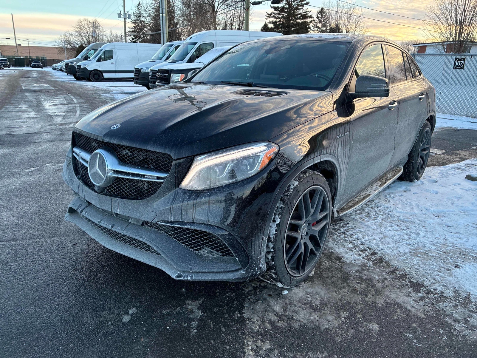 Mercedes-Benz GLE 63 S AMG * CARFAX * БЕЗ ПЪРВОНАЧАЛНА ВНОСКА, снимка 1