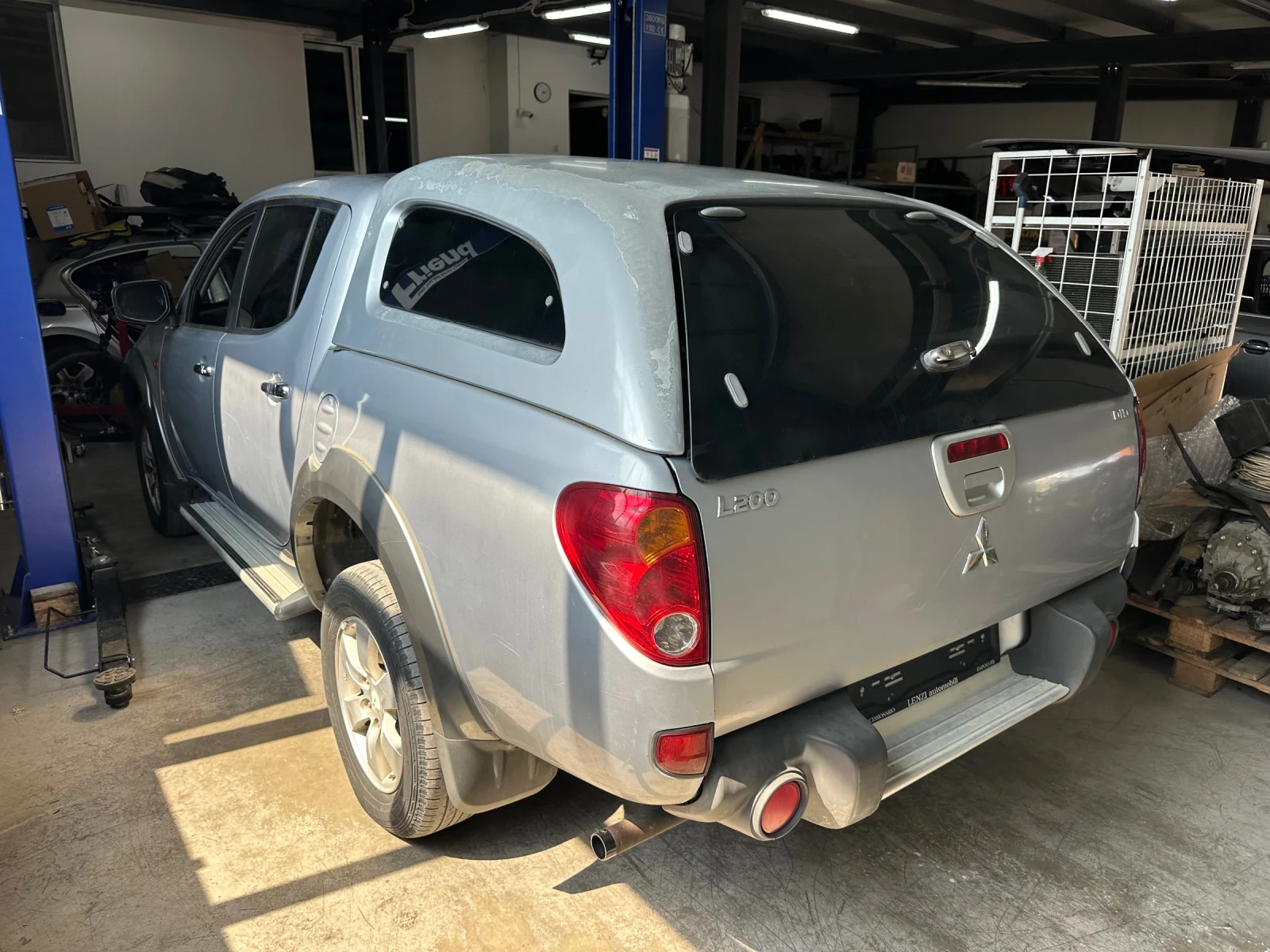 Mitsubishi L200 2.5 DI-D - изображение 3