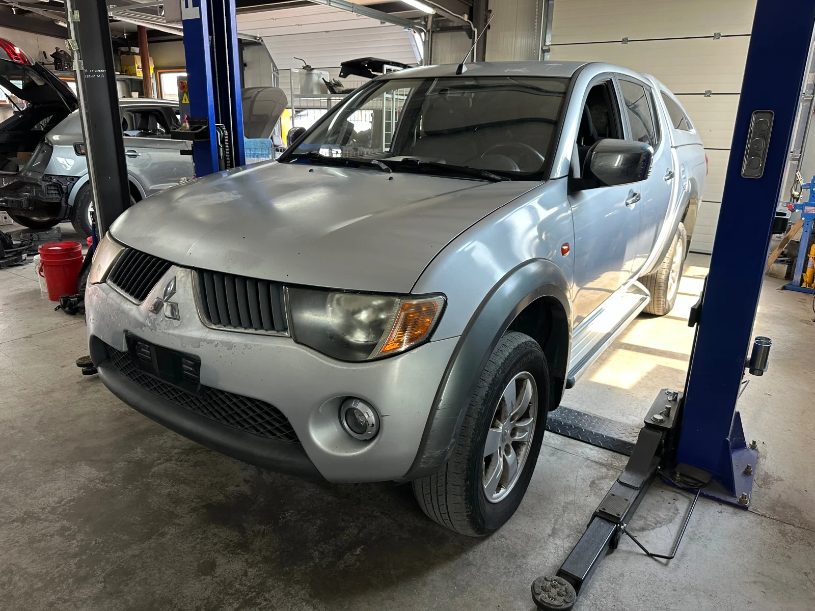 Mitsubishi L200 2.5 DI-D - изображение 2