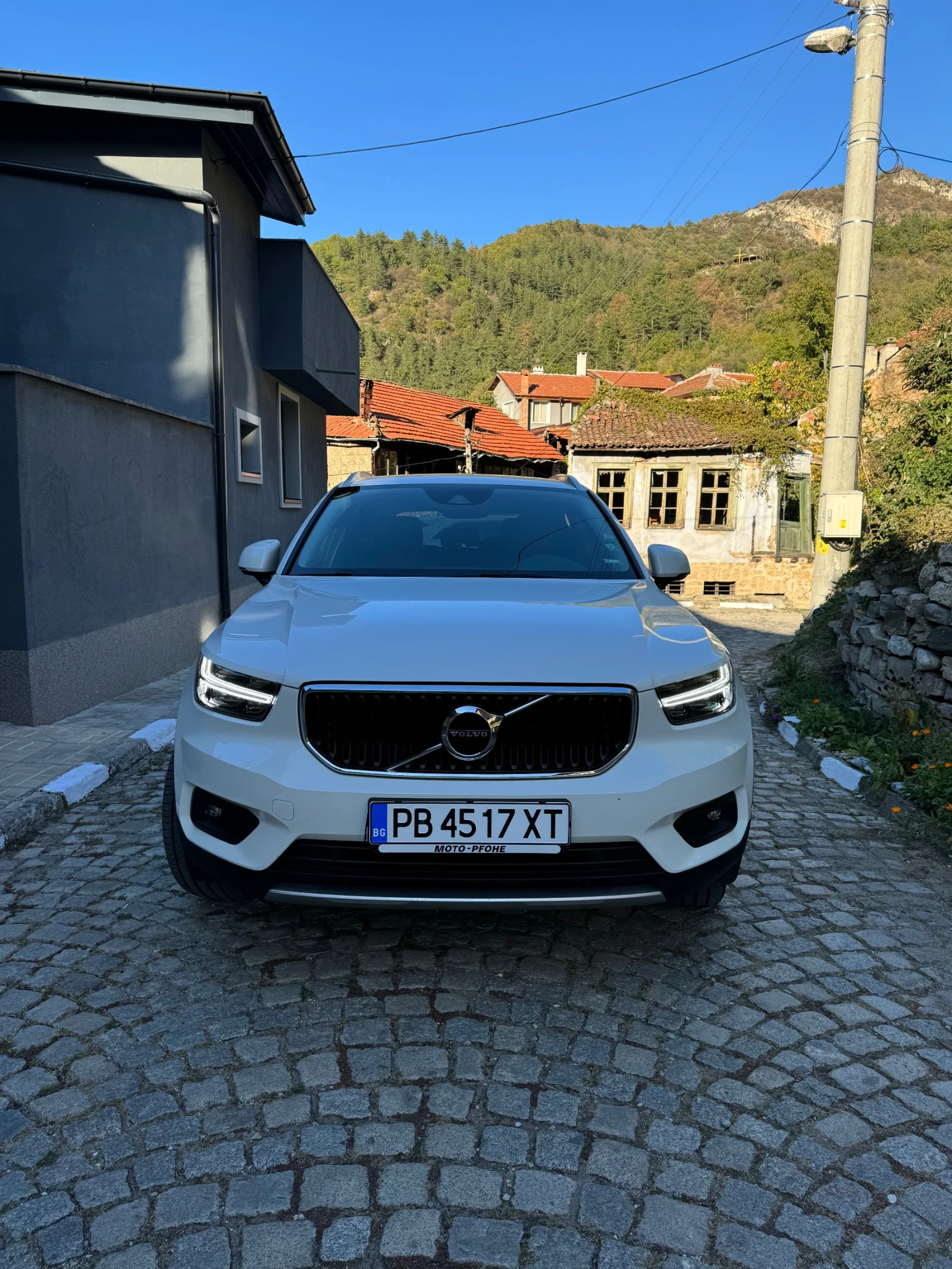 Volvo XC40 D3, 2.0 - изображение 2