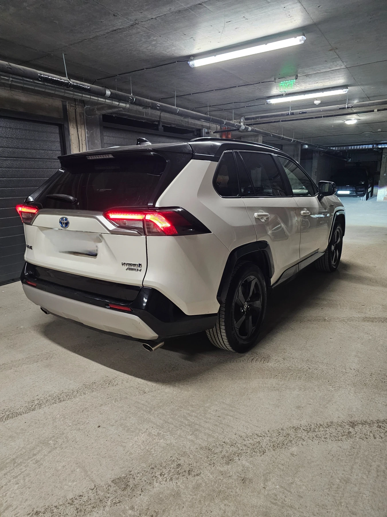 Toyota Rav4 2.5 HYBRID AWD-i | Mobile.bg � ����������� 11