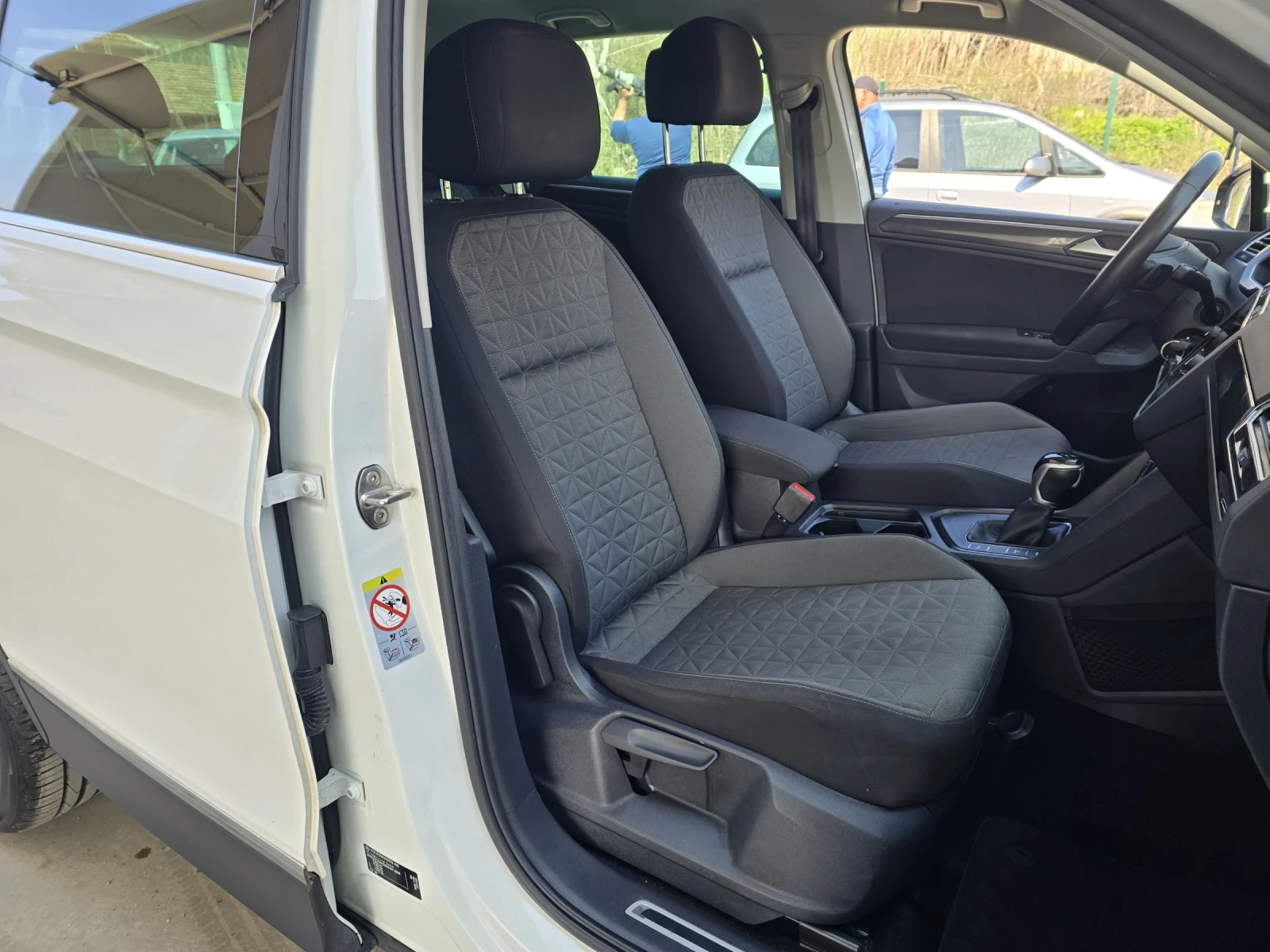 VW Tiguan 1.4 TSI EHYBRID 245�.� ��� ���������  | Mobile.bg � ����������� 12