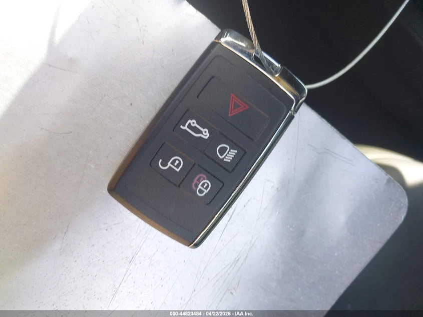 Land Rover Range rover 3.0l Sport Dynamic Se, снимка 11 - Автомобили и джипове - 54351408