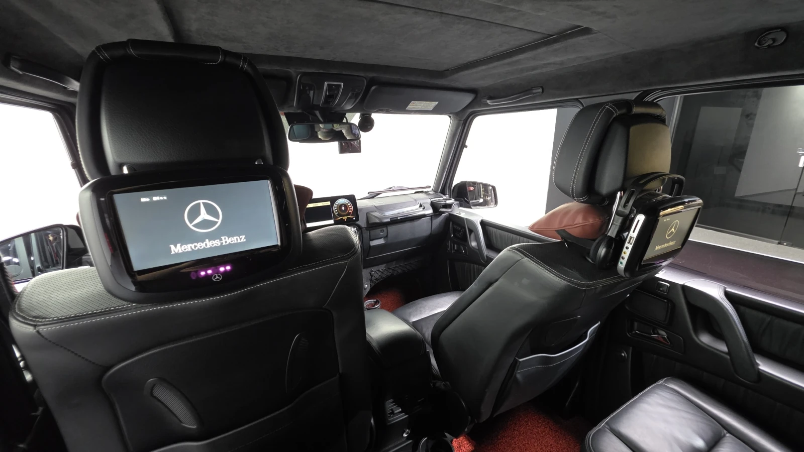 Mercedes-Benz G 63 AMG BRABUS TUNNING* CARBON* ОБДУХ* TV* ALCANTARA* КРАЙ, снимка 15 - Автомобили и джипове - 55090918