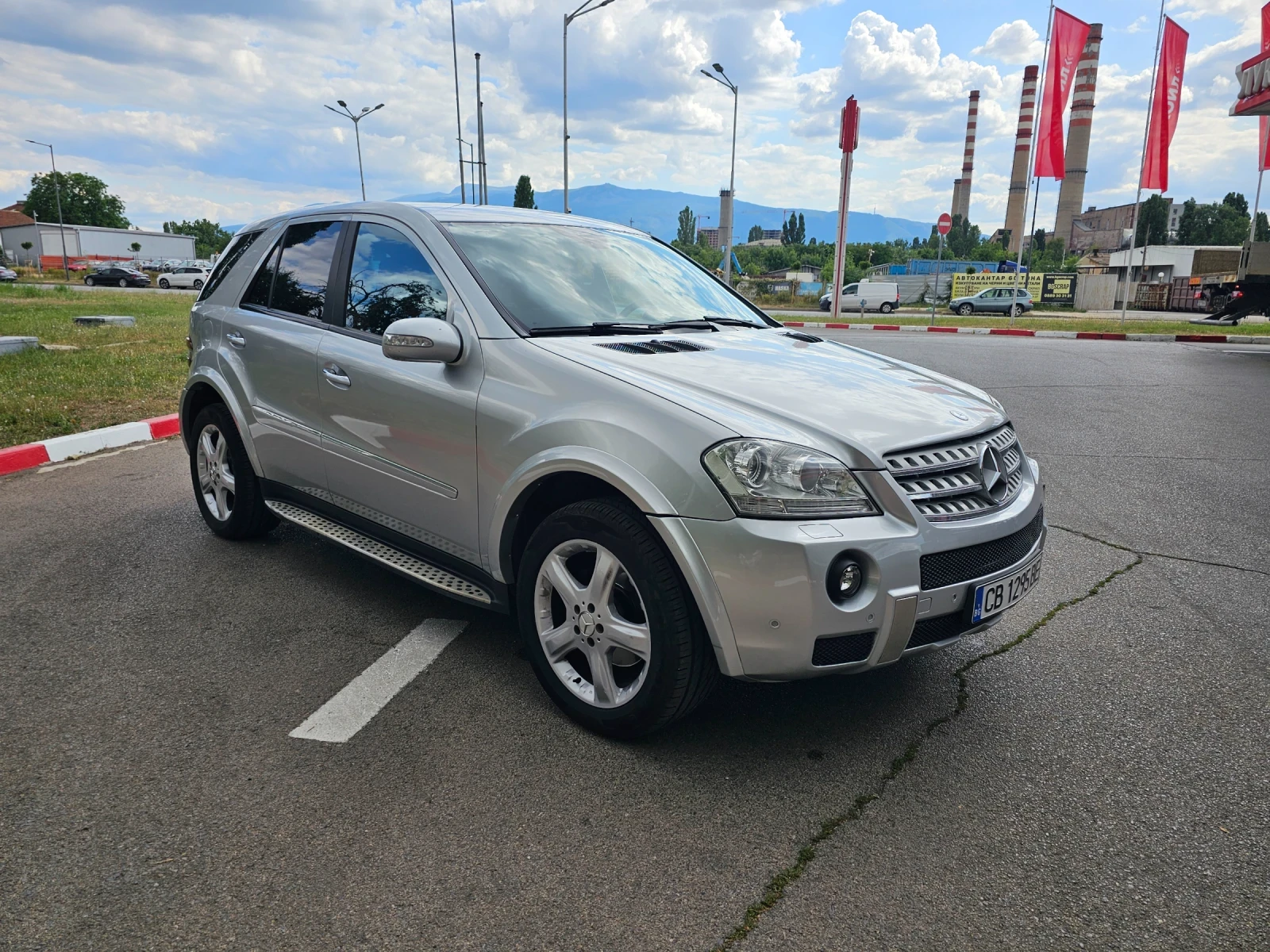 Mercedes-Benz ML 320 AMG, снимка 7 - Автомобили и джипове - 55411053