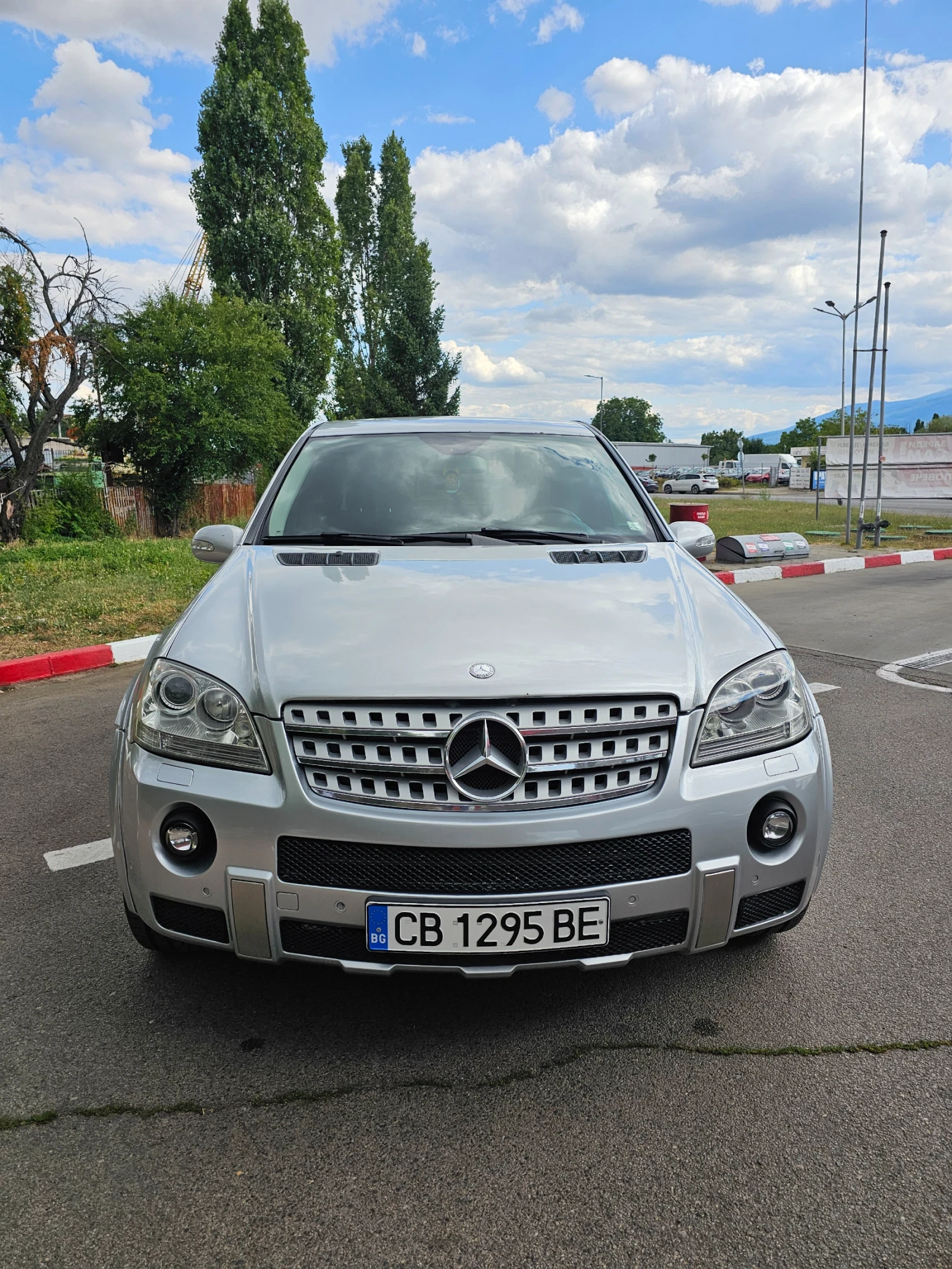 Mercedes-Benz ML 320 AMG, снимка 8 - Автомобили и джипове - 55411053