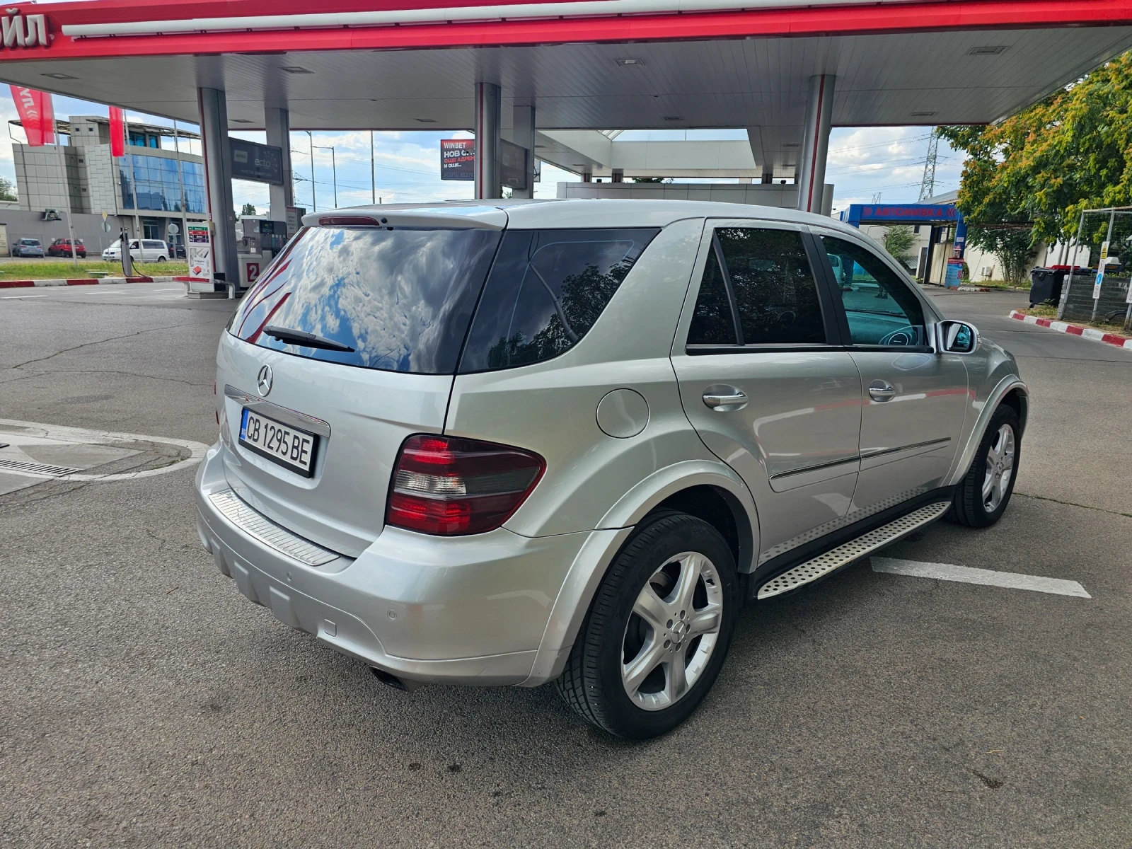 Mercedes-Benz ML 320 AMG, снимка 5 - Автомобили и джипове - 55411053