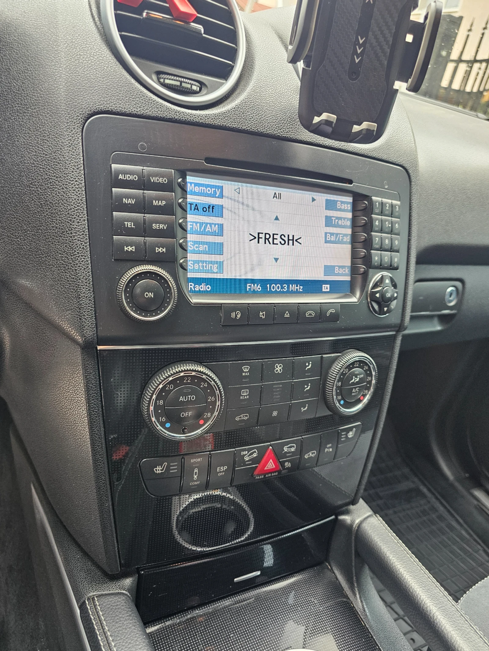 Mercedes-Benz ML 320 AMG, снимка 15 - Автомобили и джипове - 55411053