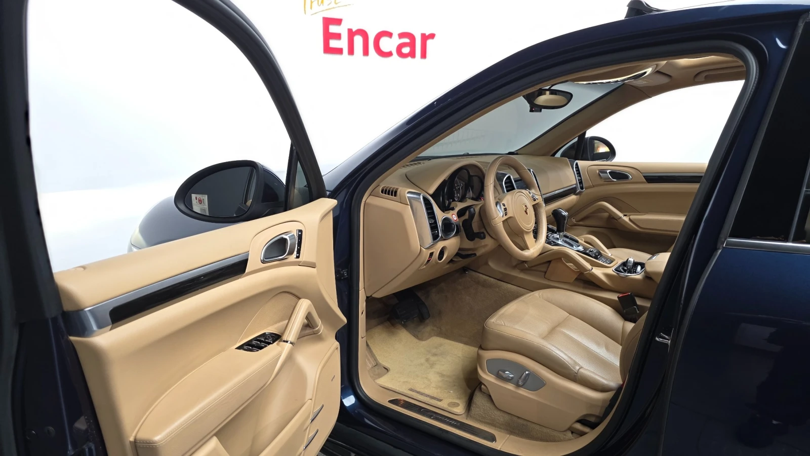 Porsche Cayenne 3.0 Diesel AWD, снимка 10 - Автомобили и джипове - 55466237