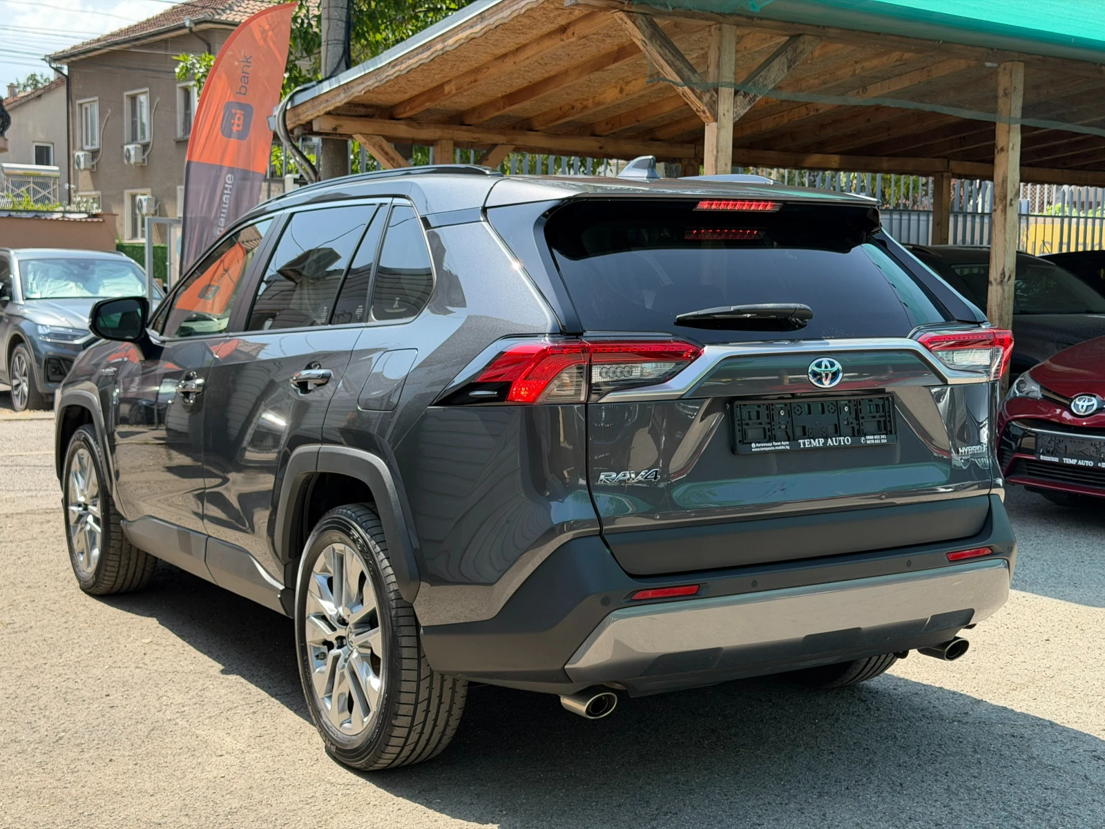 Toyota Rav4 2.5 4x4* Hybrid* СЕРВИЗНА КНИЖКА С ПЪЛНА ИСТОРИЯ , снимка 7 - Автомобили и джипове - 55824215