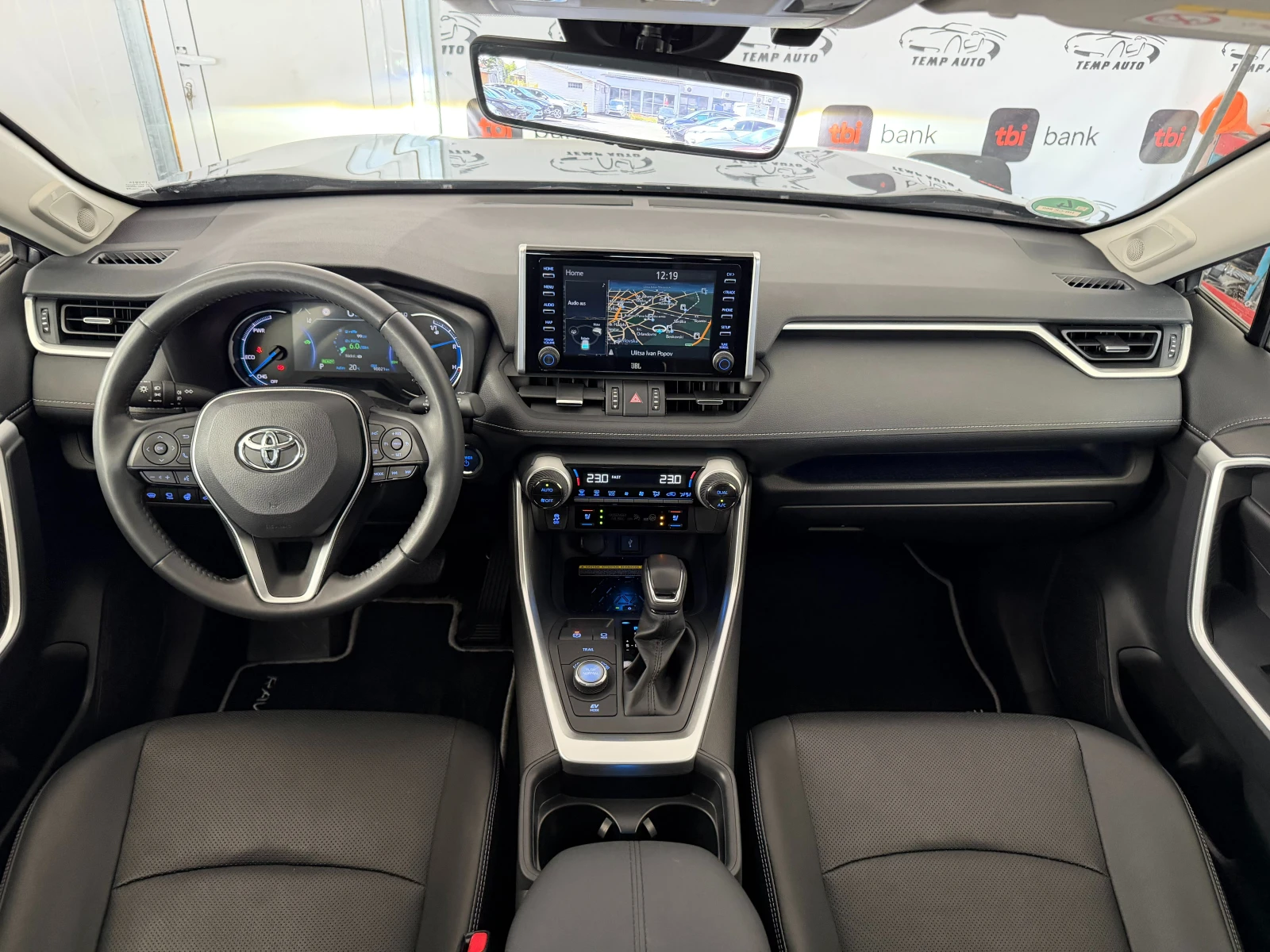 Toyota Rav4 2.5 4x4* Hybrid* СЕРВИЗНА КНИЖКА С ПЪЛНА ИСТОРИЯ , снимка 11 - Автомобили и джипове - 55824215