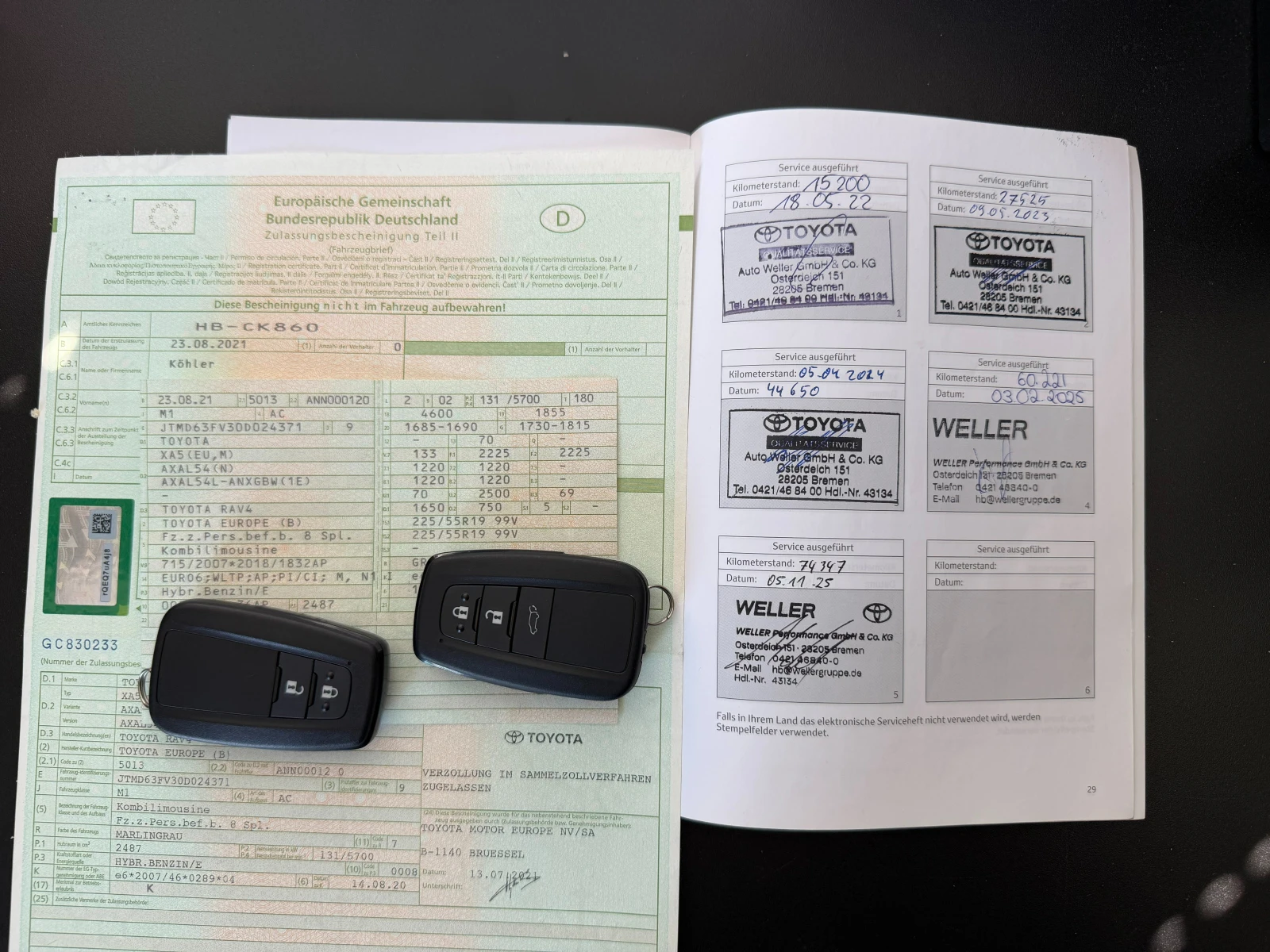 Toyota Rav4 2.5 4x4* Hybrid* СЕРВИЗНА КНИЖКА С ПЪЛНА ИСТОРИЯ , снимка 17 - Автомобили и джипове - 55824215