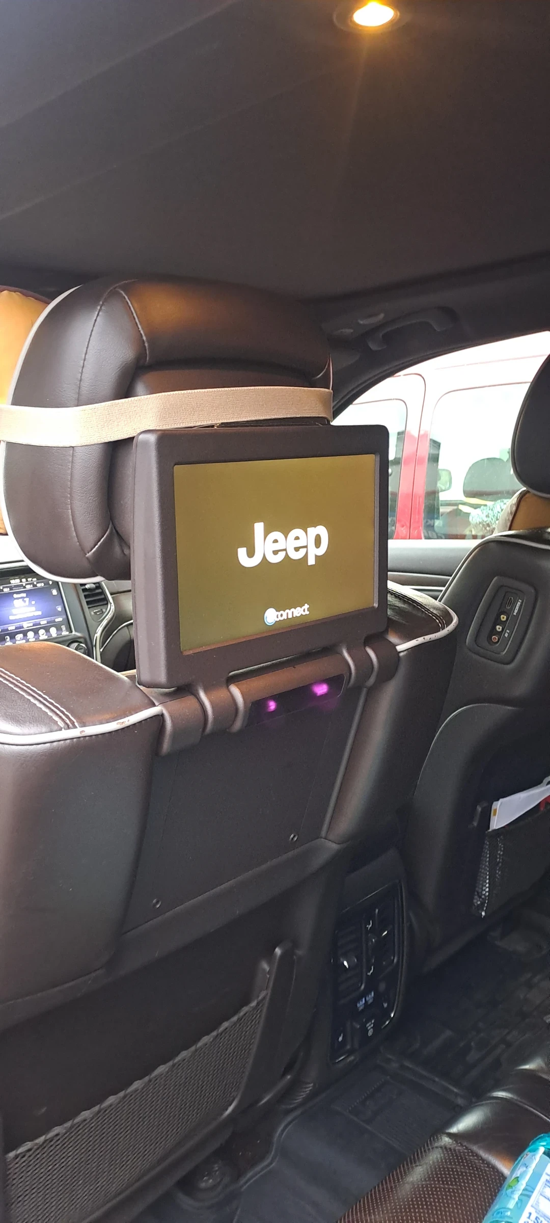 Jeep Grand cherokee, снимка 10 - Автомобили и джипове - 56712067