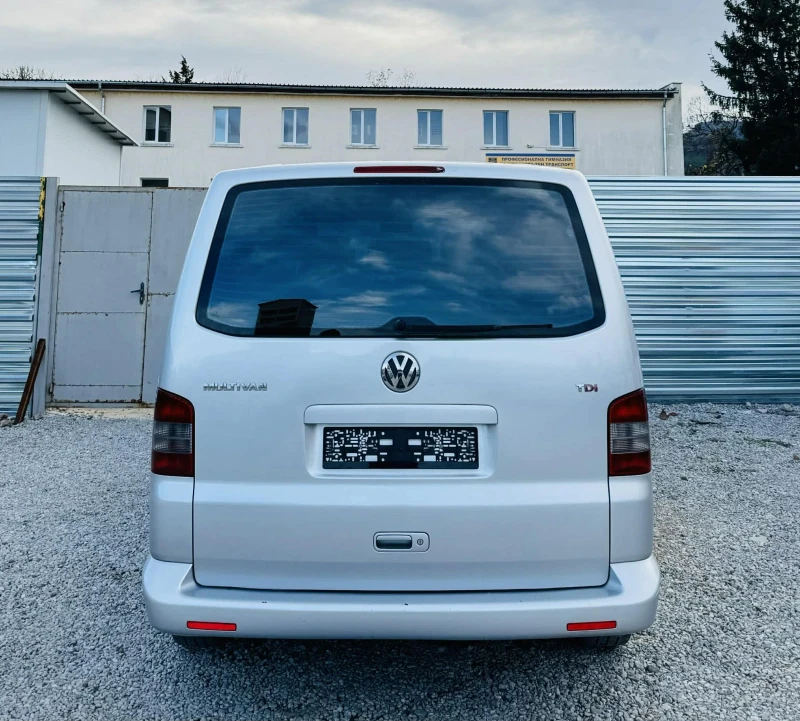 VW Multivan 7 МЕСТА , снимка 12 - Бусове и автобуси - 52555021