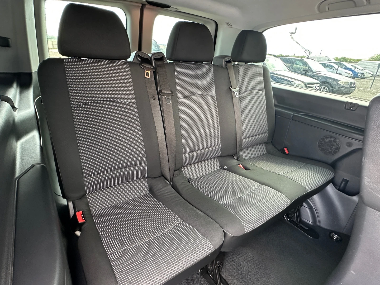 Mercedes-Benz Vito 3.0CDI* 224к.с* ДЪЛГА БАЗА* 8 МЕСТЕН* АВТОМАТИК, снимка 15 - Бусове и автобуси - 54566697