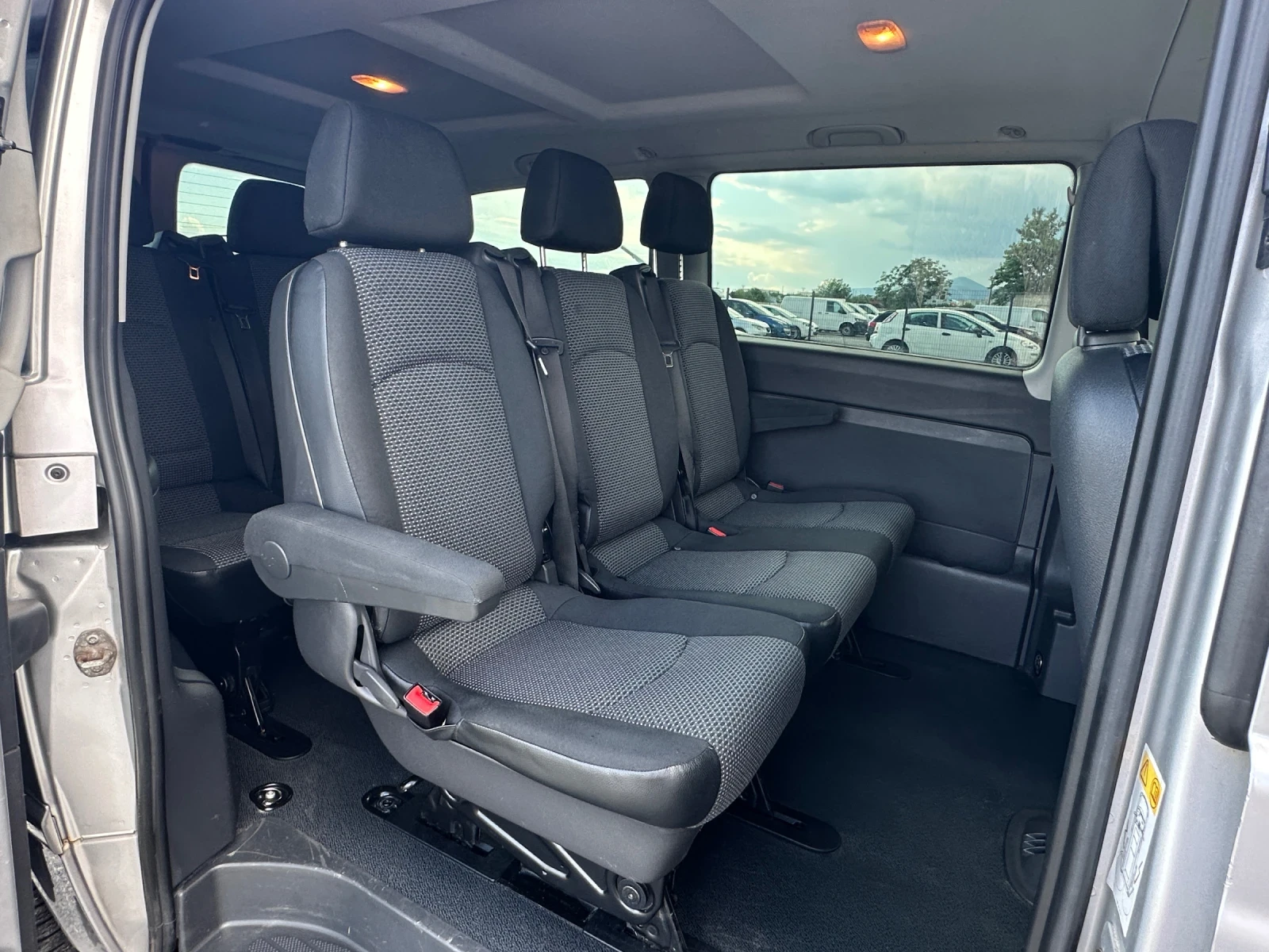 Mercedes-Benz Vito 3.0CDI* 224к.с* ДЪЛГА БАЗА* 8 МЕСТЕН* АВТОМАТИК, снимка 14 - Бусове и автобуси - 54566697