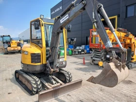 Багер Volvo ECR 28, снимка 7