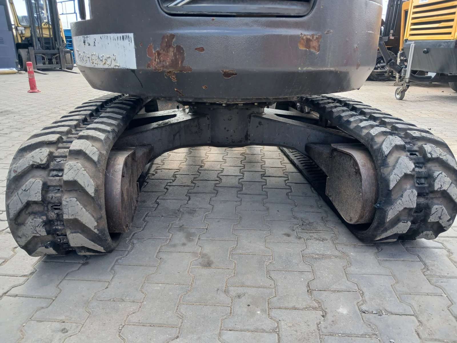 ����� Volvo ECR 28 | Mobile.bg � ����������� 12