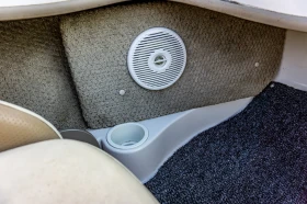 Моторна яхта Four Winns 180 Horizon, снимка 16 - Воден транспорт - 53009663