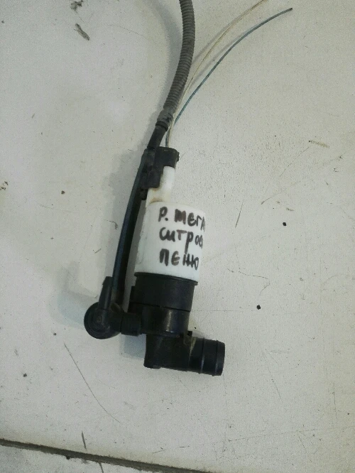 Помпа чистачки Рено Меган