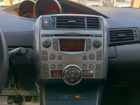 Toyota Verso 2.0 D-4D, снимка 6