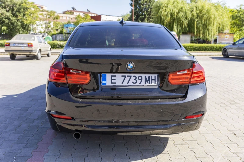 BMW 320, снимка 8 - Автомобили и джипове - 47704812