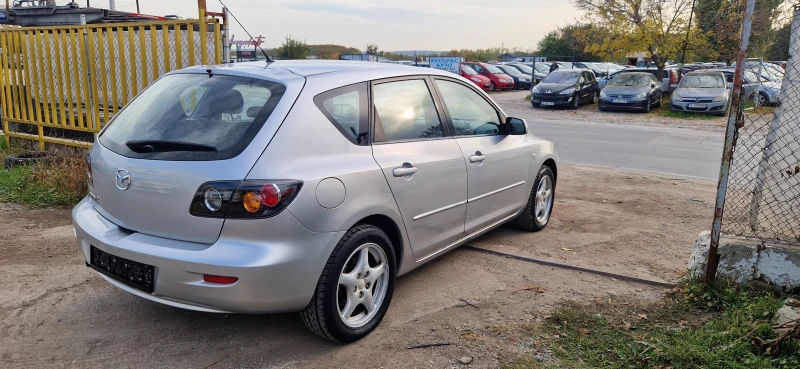 Mazda 3 1.6 - бензин, снимка 4 - Автомобили и джипове - 47749572