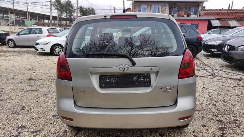 Toyota Corolla verso 1.6 VVT-I, снимка 7 - Автомобили и джипове - 48346099