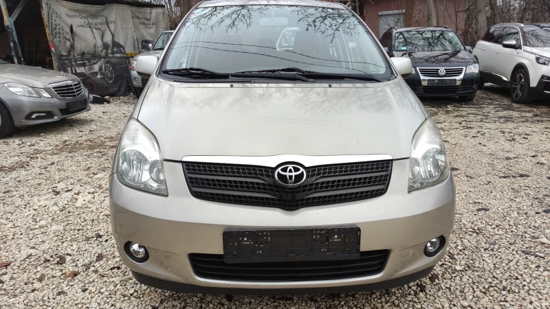 Toyota Corolla verso 1.6 VVT-I, снимка 13 - Автомобили и джипове - 48346099