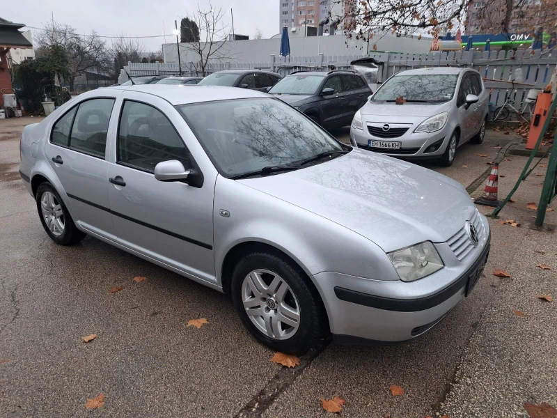 VW Bora 2.0 115, снимка 3 - Автомобили и джипове - 48514662