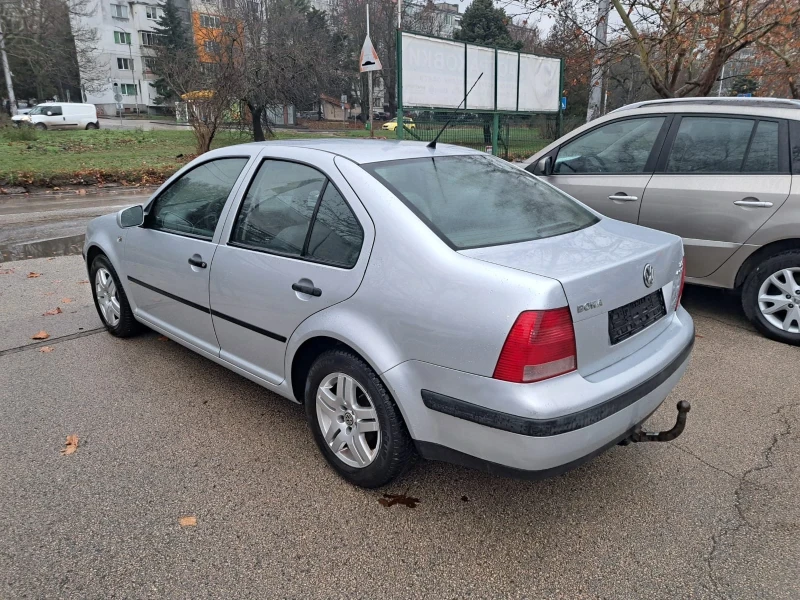 VW Bora 2.0 115, снимка 4 - Автомобили и джипове - 48514662