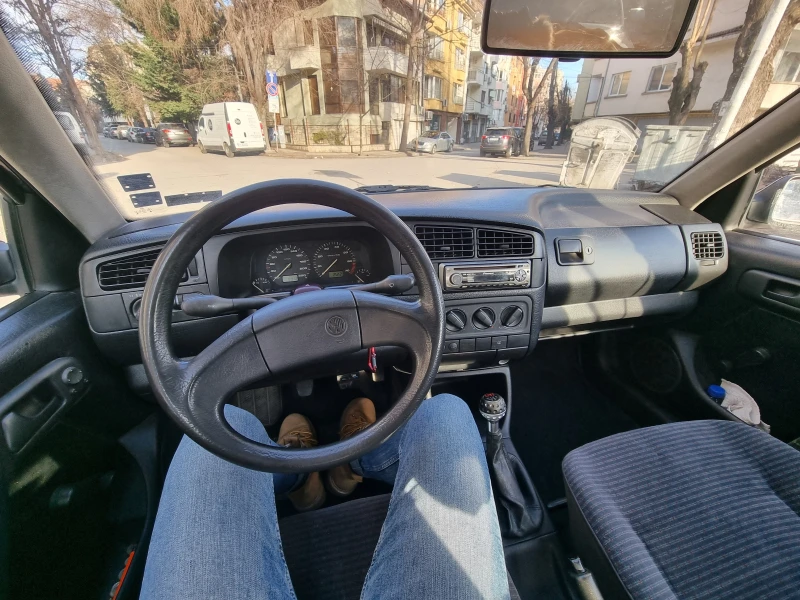 VW Golf GL, снимка 11 - Автомобили и джипове - 48928893