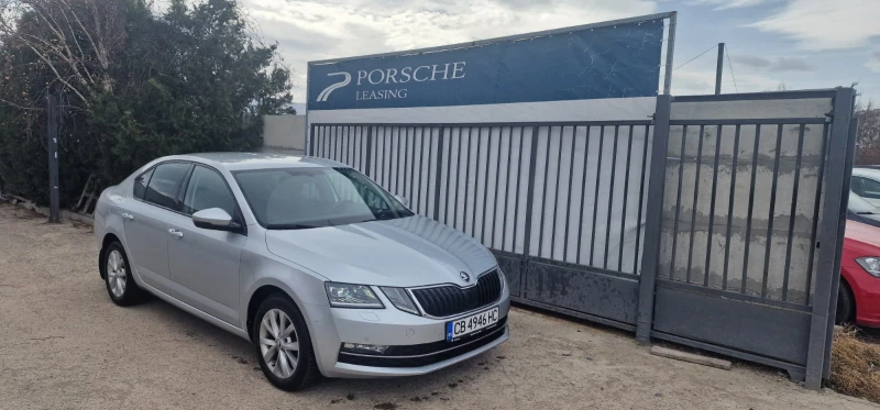 Skoda Octavia 1.6 TDI, DSG, снимка 1 - Автомобили и джипове - 49469372