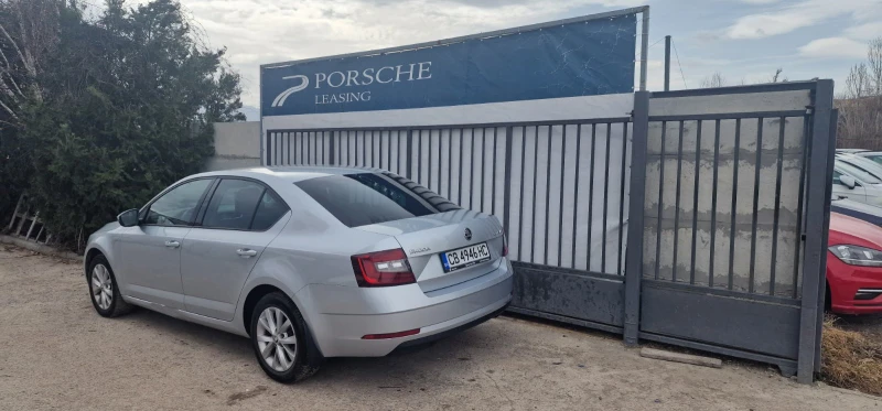 Skoda Octavia 1.6 TDI, DSG, снимка 4 - Автомобили и джипове - 49469372