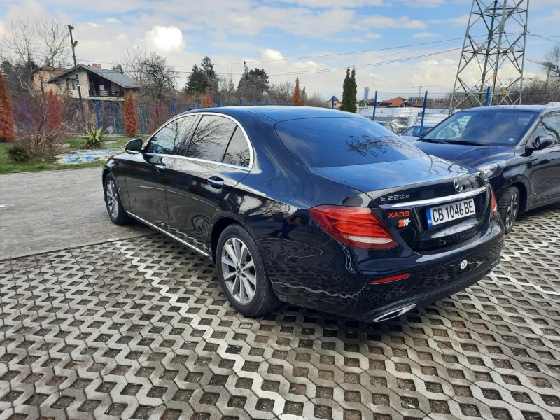 Mercedes-Benz E 220 4 matic, снимка 4 - Автомобили и джипове - 51910179