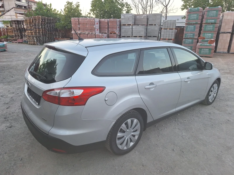 Ford Focus 1.6 tdci, снимка 8 - Автомобили и джипове - 52517590