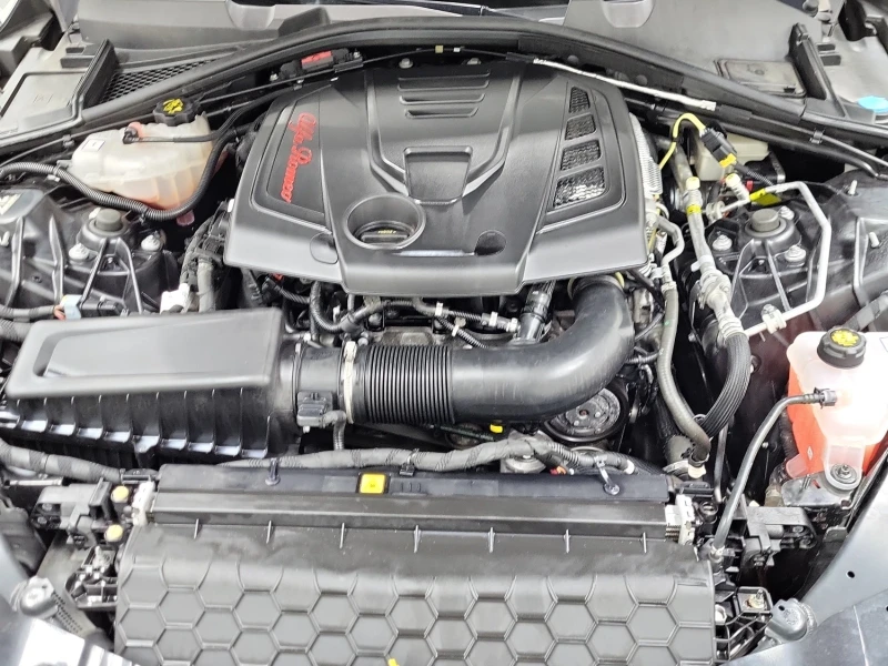 Alfa Romeo Giulia * TI SPORT* AWD* CARFAX* АВТОКРЕДИТ* , снимка 13 - Автомобили и джипове - 52724398