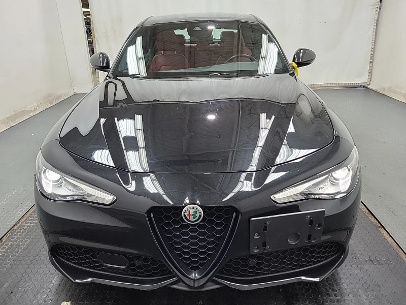 Alfa Romeo Giulia * TI SPORT* AWD* CARFAX* АВТОКРЕДИТ* , снимка 3 - Автомобили и джипове - 52724398