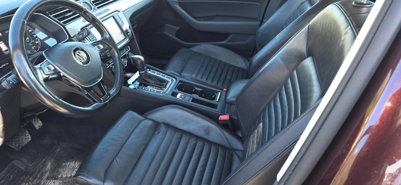 VW Passat Вариант В8 2.0 TDI 190 hp EXCLUSIVE , снимка 5 - Автомобили и джипове - 52776076