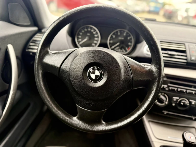 BMW 120 2.0, снимка 10 - Автомобили и джипове - 52800573