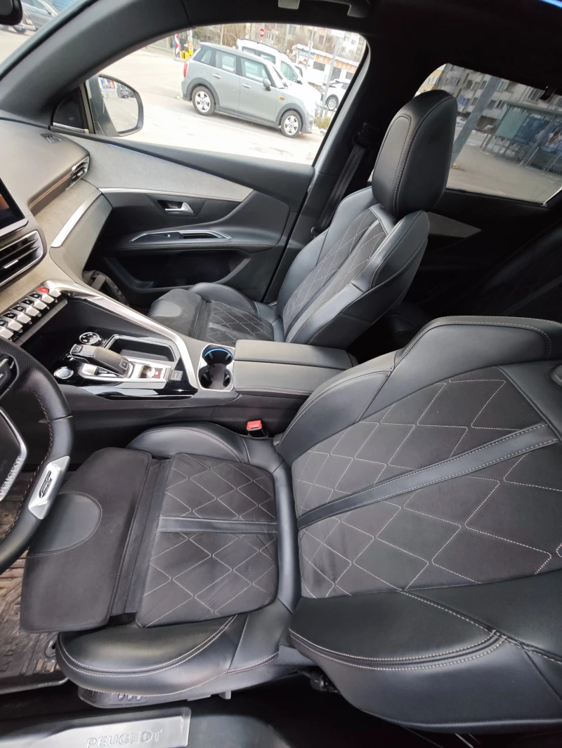 Peugeot 5008 GT, снимка 5 - Автомобили и джипове - 53083682